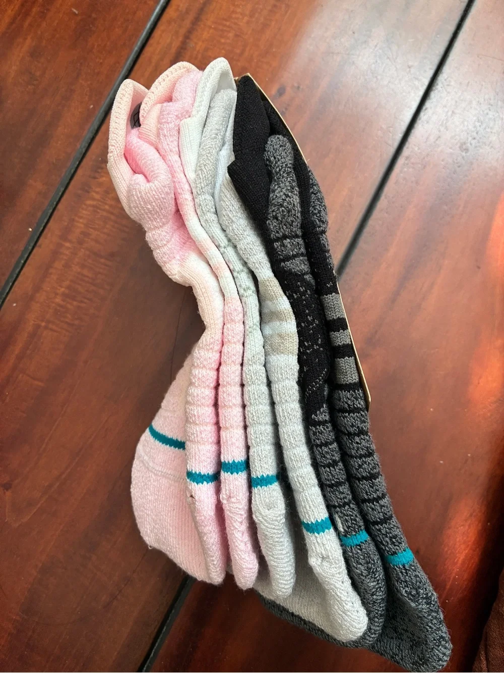 Stance pink pair